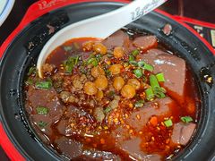 招牌血旺-冯四孃跷脚牛肉·非物质文化遗产店