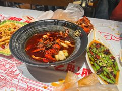-肥肥虾庄·金牌油焖大虾(杨园滨江时代walk店)