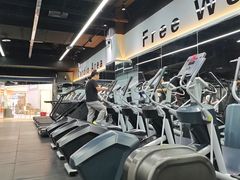 -VLines耀能运动24小时·月付制健身(京广桥店)