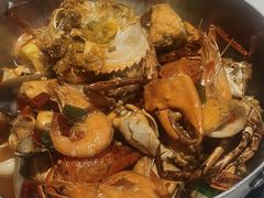 -七欣天香辣蟹火锅(闵行浦江欢乐颂店)