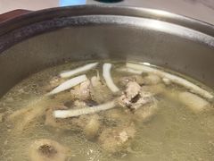 -喃喃椰·糟粕醋·椰子鸡火锅(七堡花园店)
