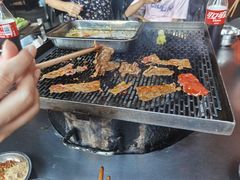 -胡四哥特色火盆烧烤(一分店)