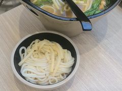 -桂在香知桂林米粉(红博中央公园店)