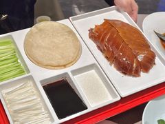 -艳阳天·非遗楚菜(武汉客厅店)