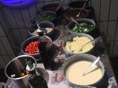 -黔有有贵州酸汤夺夺粉火锅(五味十字店)