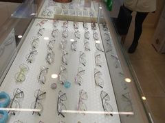 -明月眼镜(三坝店)
