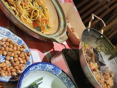 -罗霸蛮老岳阳大排档·鲜货烧烤·土吊子煨砂锅烧菜