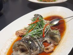 -忆江南·临江鱼馆