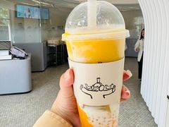 -喜茶(迪士尼小镇·平行宇宙店)