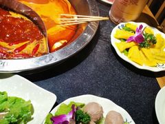 -大龙辣火锅·龙虾·烧烤(湖滨新天地店)