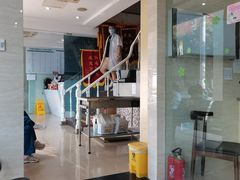 -瑞派天使宠物医院·神经外科·骨科·核磁(洛川中路店)