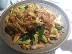 炒有机菜花-雲蜀龙阁·金牌水煮鱼(方庄店)