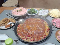 -旧街市鲜货老火锅(大光路店)