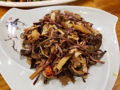 -小厨子私房菜·云南美食店