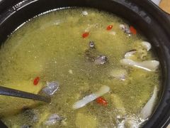 姬松茸炖鸡-妈妈的味道(和顺古镇店)