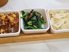 -鲁南仔·滕州炒鸡(经三路店)