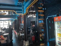 -屋有岛沉浸游戏旗舰店(中山公园店)