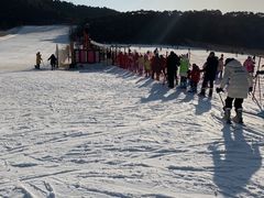 -十三陵雪世界滑雪场