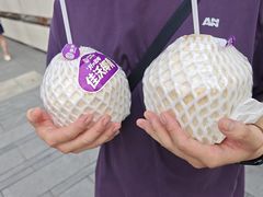 -雍容荟帝王蟹活龙虾展台自助(IFS黑金店)