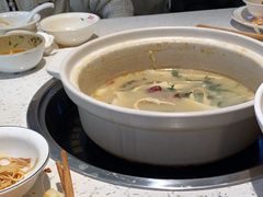 -三人行骨头王火锅(长寿店)