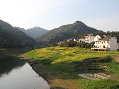 -石潭村