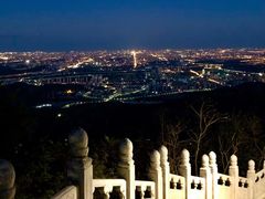 -定都峰