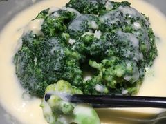 -大头虾越式风味餐厅(光明广场店)