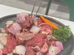 -山野的朋友露营炭火烤肉