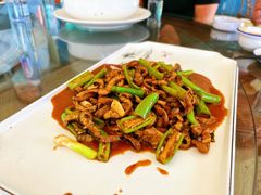 -巩本明鱼屋子