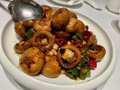 头抽干烧鲜白蘑-北京厨房(西安SKP店)