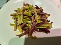 -佬麻雀·新湘菜(东方宝泰店)