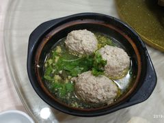 蟹粉狮子头-溱湖八鲜菜馆