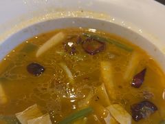 -严记小天府酸菜鱼(西四路店)