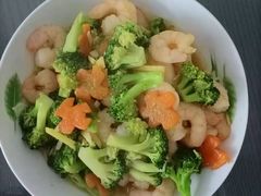 -爱的果实月嫂育婴师(世纪东方店)