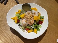 鲜柚芒果沙拉-HELLO 27 意面·沙拉·帕尼尼