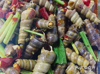 这是一条来自深夜饿了睡不着看照片过眼瘾的小姐姐的点评