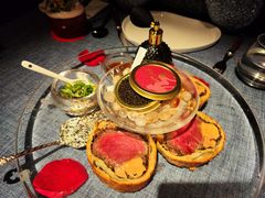 惠灵顿牛排-弦月窗LUNETTE BY AMANDA(复兴路店)