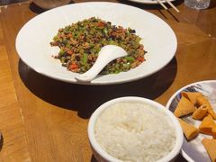 -雀舞云南菜(天津天河城购物中心店)