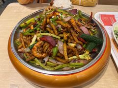 干锅牛肉虾（大份）-干锅鱼庄(北京荟聚西红门购物中心店)