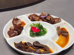 -翠山·映月湖景餐厅(映月湖公园店)