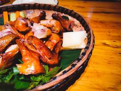 -老滇山寨•云南特色菜•地方菜•民族风情歌舞表演(金碧店)