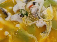 -鱼你在一起(浦东新陆家嘴滨江中心店)