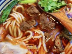 招牌红煨牛腩粉-鑫花溪牛肉米粉(苏州中心店)