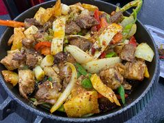 -撒拉人家.酸菜牦牛肉火锅