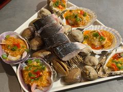 -围炉肉舍•炭烤活鳗•丹东海鲜烤肉(步行街店)