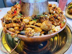 -老佛爷·铜炉炭火蛙锅(海州吾悦店)