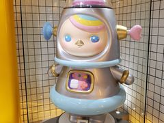 -泡泡玛特POPMART(上海环球港店)