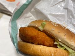 -麦当劳(国际大厦店)