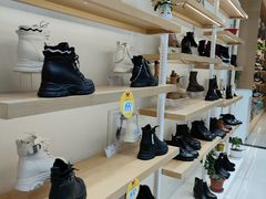 -云柏鞋业(十里堡店)