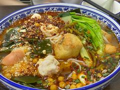 -重庆火红麻辣烫(伟超置业大厦店)